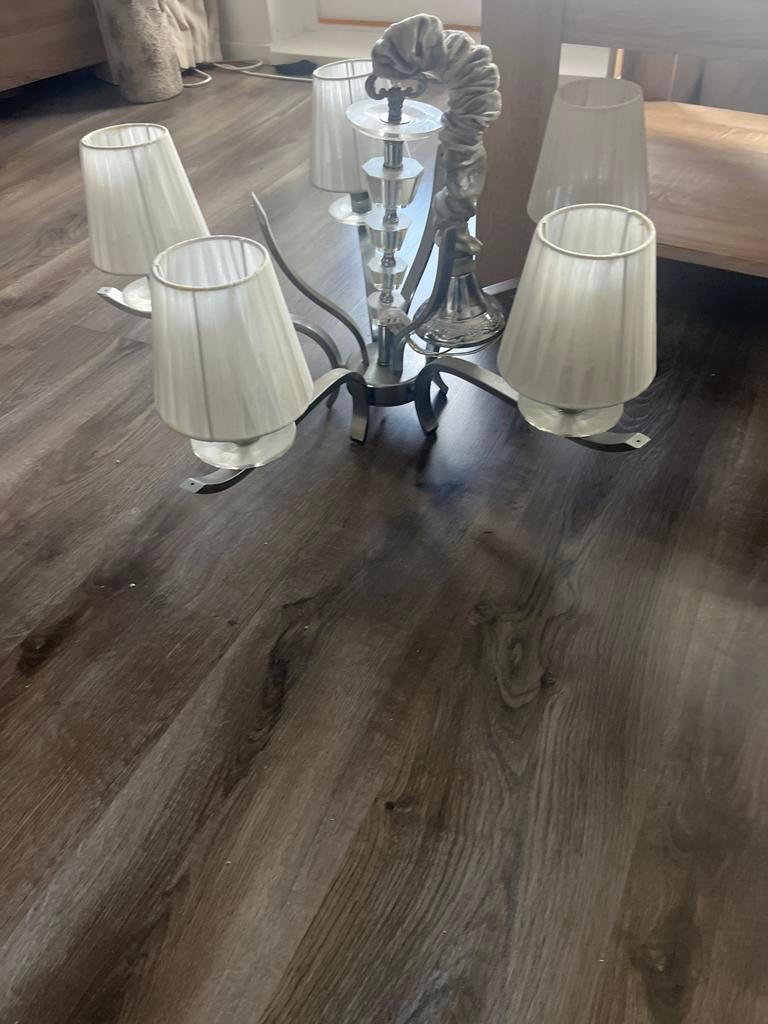 Moderne Kroonluchter met 5 Lichtpunten en Stoffen Kappen, Huis en Inrichting, Lampen | Kroonluchters, Ophalen of Verzenden, Gebruikt