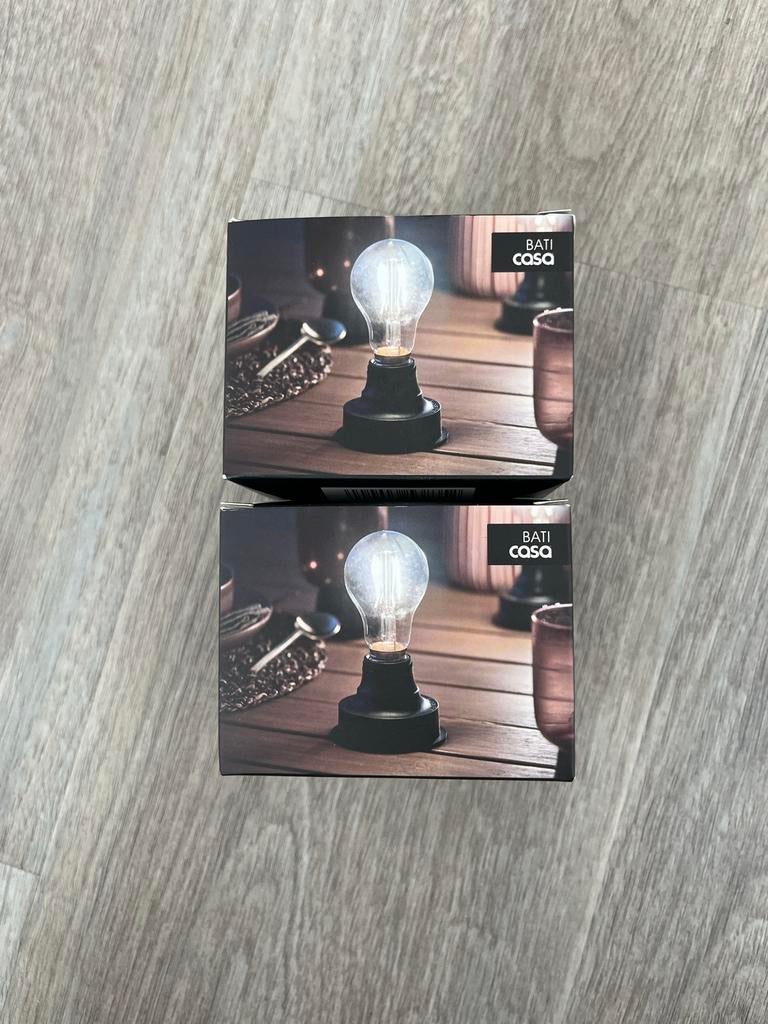 BATI CASA lampvoetjes met gloeilampen, Ophalen, Nieuw
