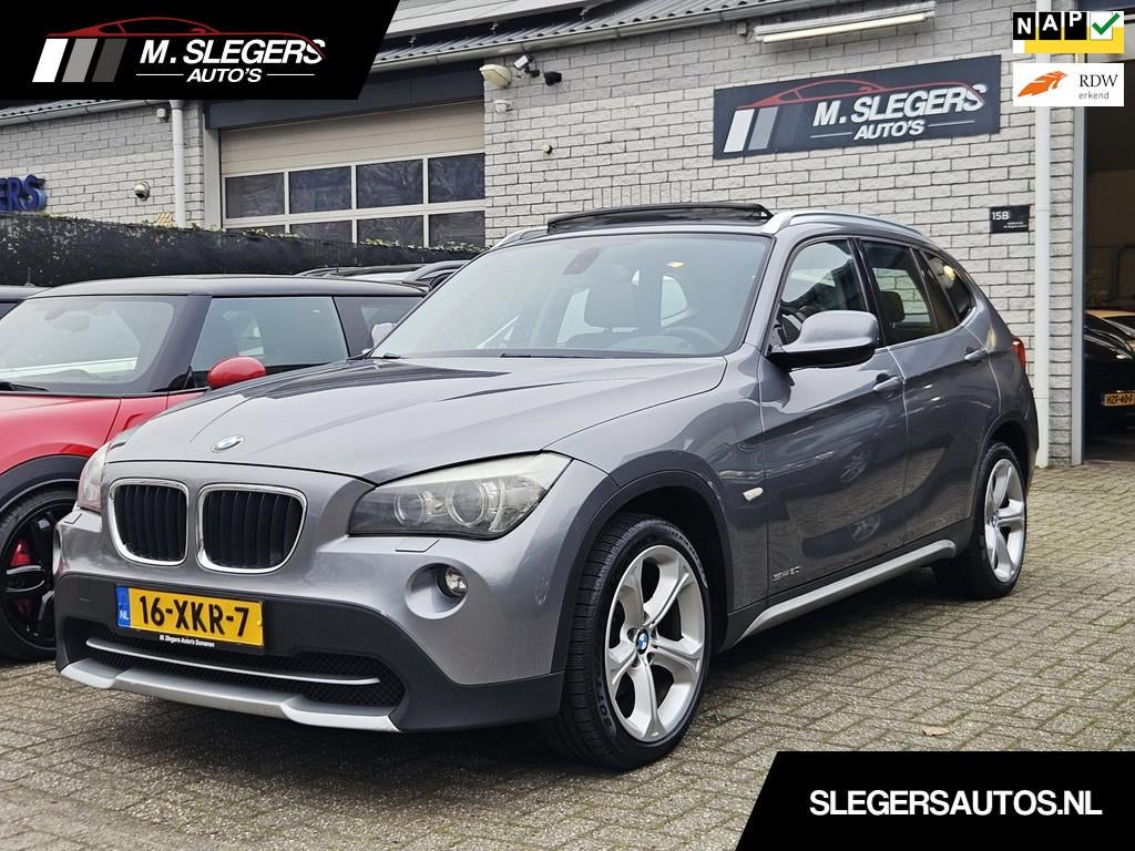 BMW X1 SDrive20i*Panodak*Cruise*Nieuwe koppeling*NAP, Auto's, X1, Euro 5, Achterwielaandrijving, 4 cilinders