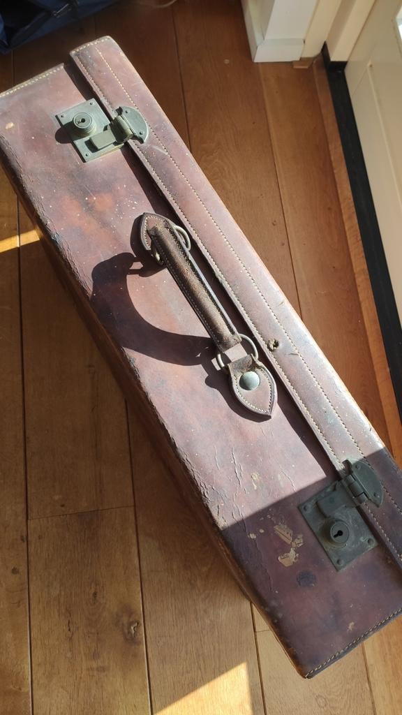 Leren koffer, Ophalen