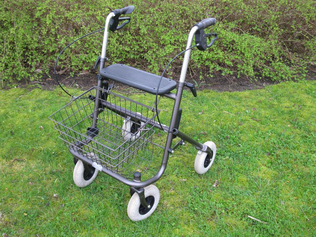 Rollator, Ophalen, Gebruikt