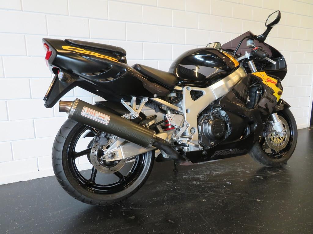 Honda CBR 900 RR FIREBLADE BOS GAVE BIKE! (bj 1996), Motoren, Motoren | Honda, Bedrijf, Super Sport, Meer dan 35 kW