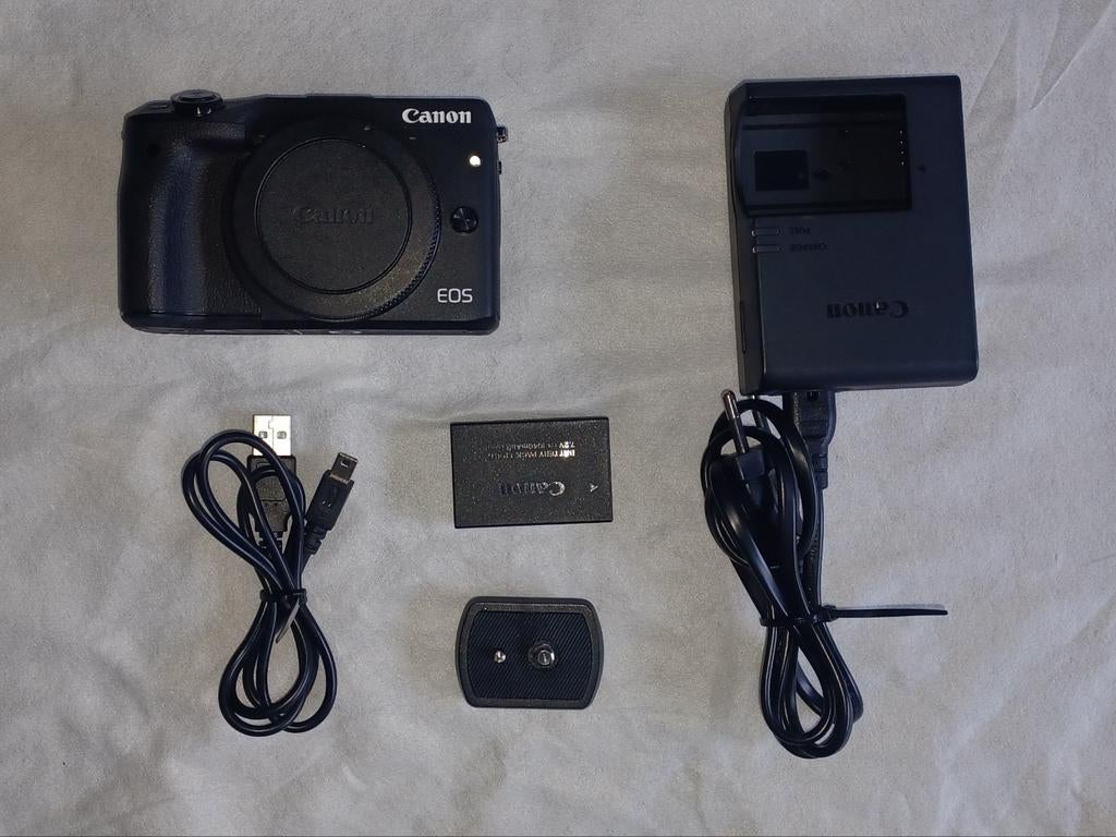 Canon EOS M3 body - Zo goed als nieuw - IN PRIJS VERLAAGD, Audio, Tv en Foto, Fotocamera's Digitaal, Canon, Compact, Ophalen of Verzenden