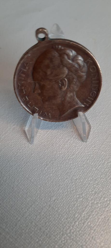 Zilveren Wilhelmina regeringsmedaille  1898-1923, Postzegels en Munten, Penningen en Medailles, Ophalen of Verzenden, Overige materialen