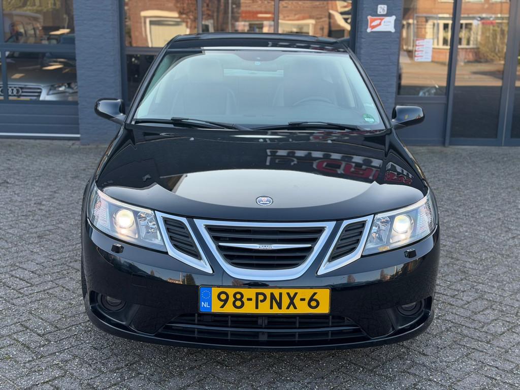 Saab 9-3 Sport Sedan 2.0t Norden Leer|Camera|Navi|Pano|Nap, Voorwielaandrijving, Gebruikt, 4 cilinders, Zwart