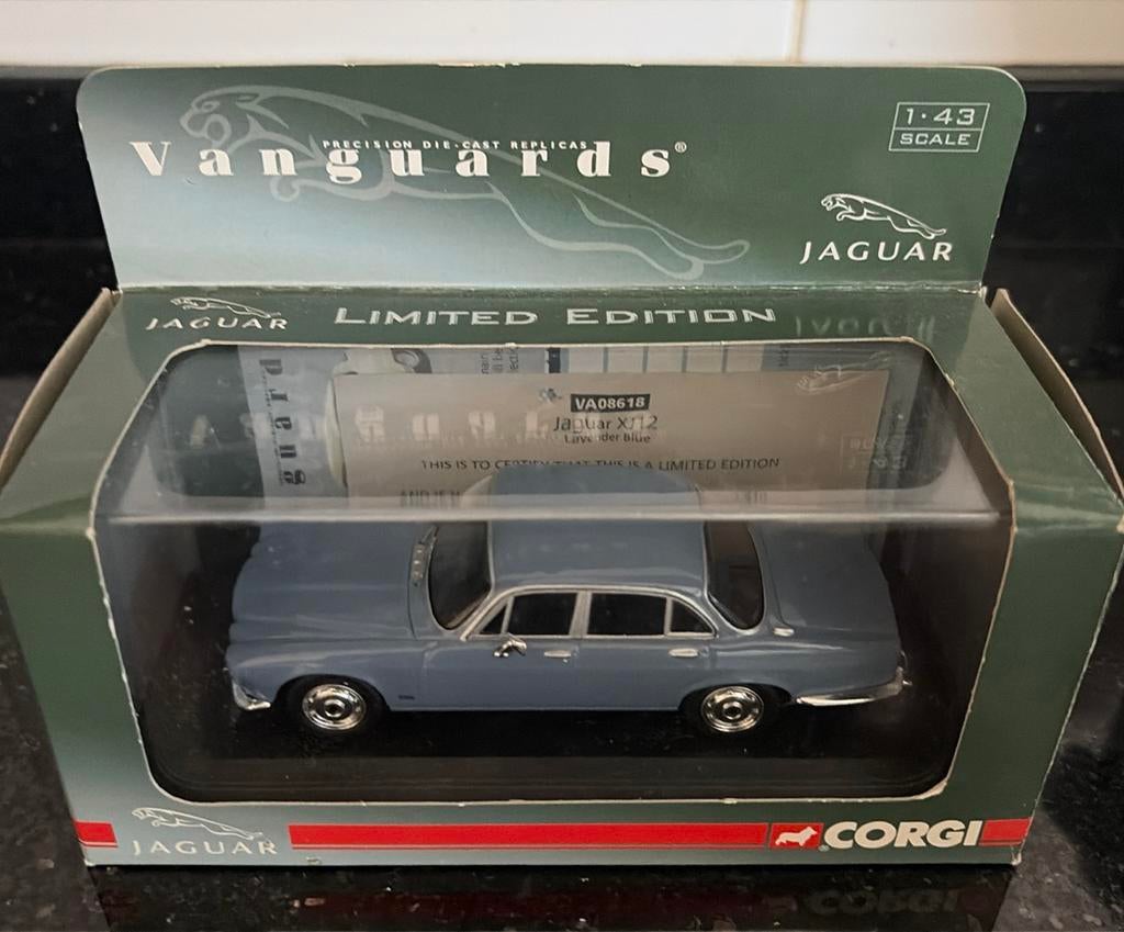 Jaguar XJ12 Lavender blue Corgi Vanguard Nieuwstaat, Ophalen of Verzenden, Zo goed als nieuw, Auto, Corgi