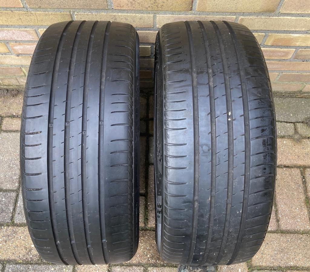 2 x Kumho Ecsta 215 / 45 / 16 zomerbanden, Ophalen of Verzenden, Gebruikt