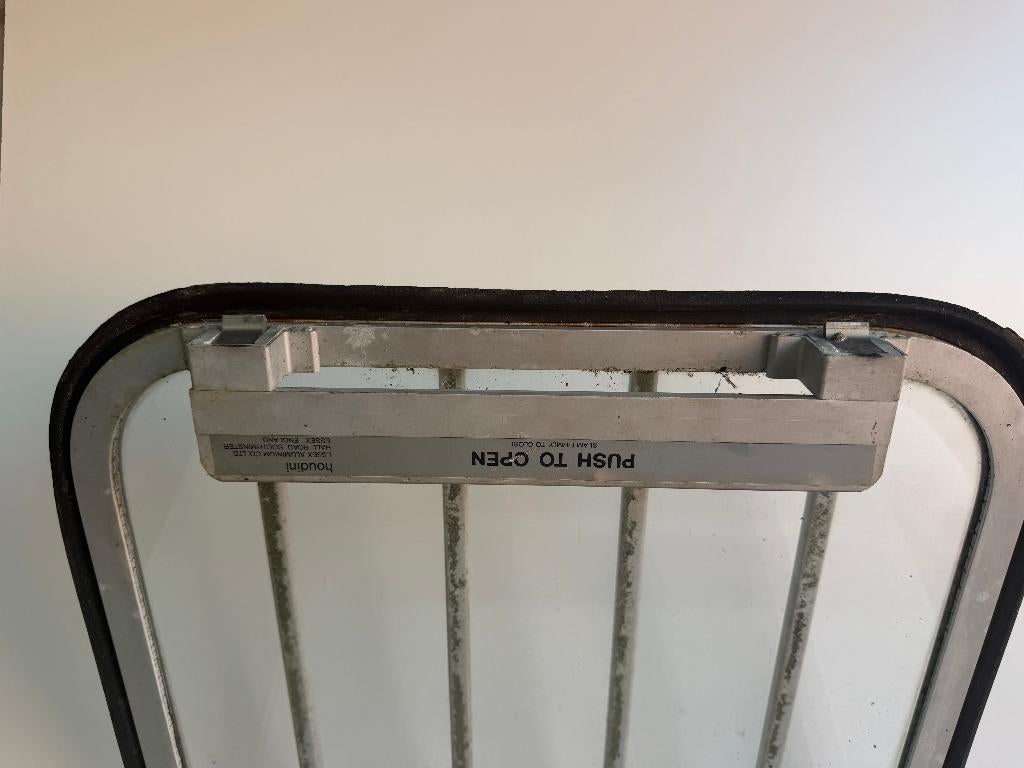 Dekluik / vluchtluik 50 x 50 cm, Ophalen of Verzenden, Gebruikt, Overige typen