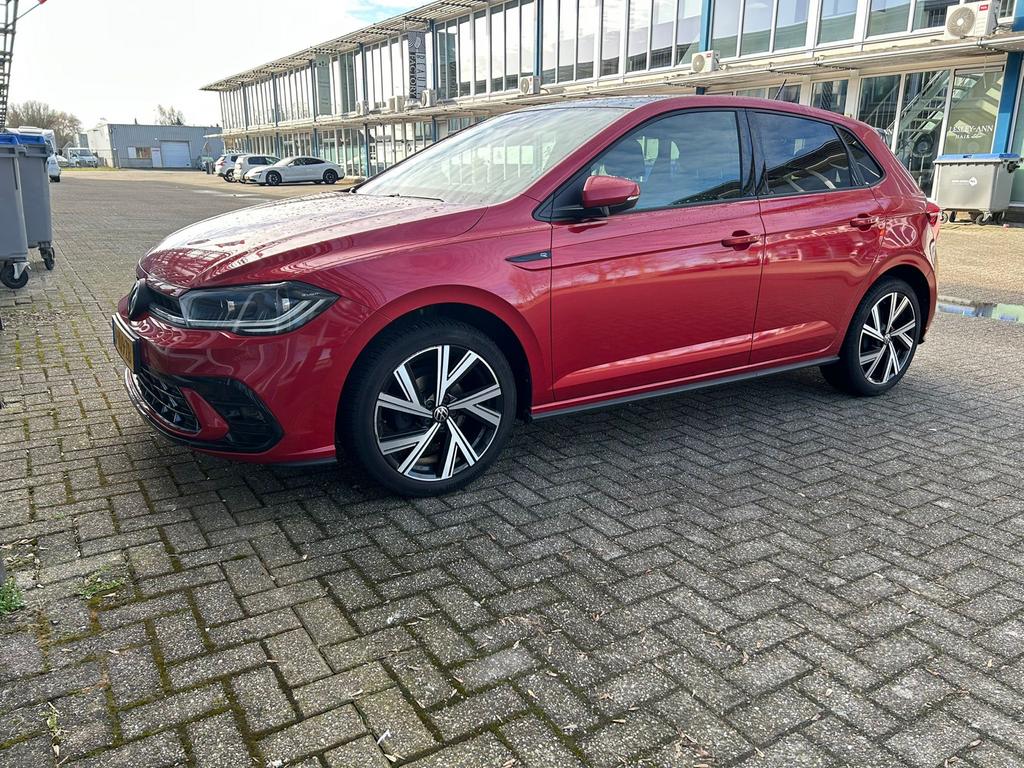 Shortlease overname VW Polo 1.0TSI 95pk 2022 Rood, Voorwielaandrijving, 1072 kg, 49 €/maand, Origineel Nederlands