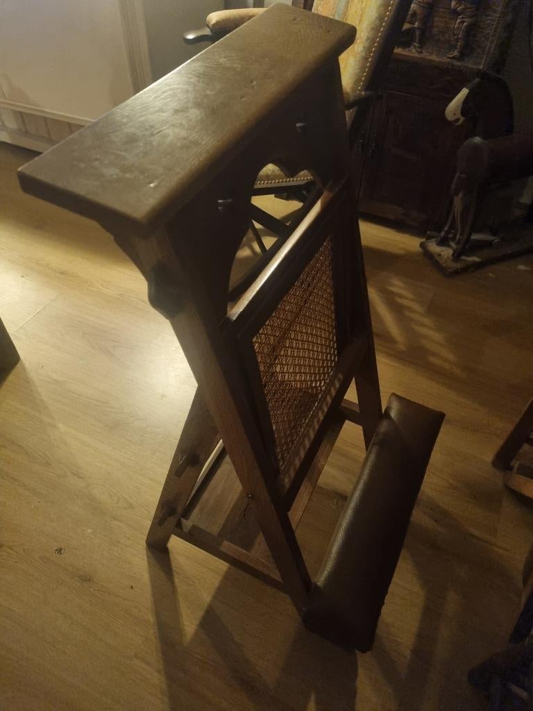 Antieke bidstoel met rieten zitting, Antiek en Kunst, Antiek | Religie, Ophalen