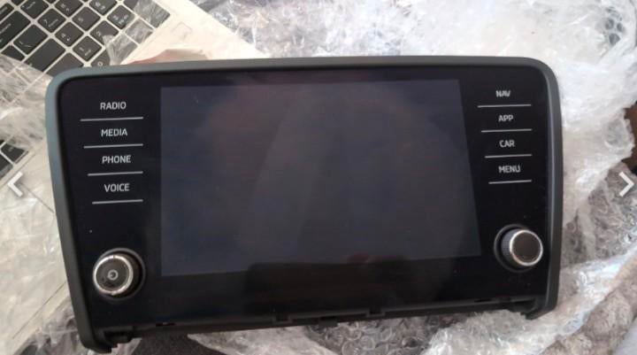 Skoda Octavia radio, Ophalen of Verzenden, Nieuw