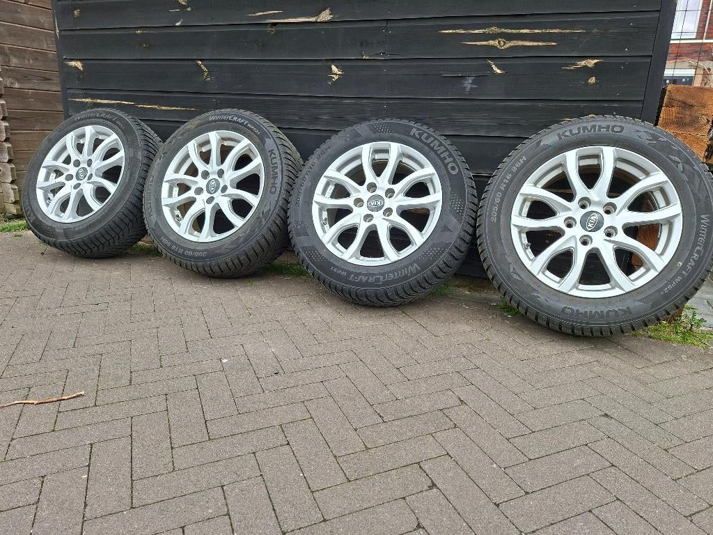 Originele KIA Niro velgen plus winterbanden, Ophalen, Gebruikt, Velg(en), 16 inch