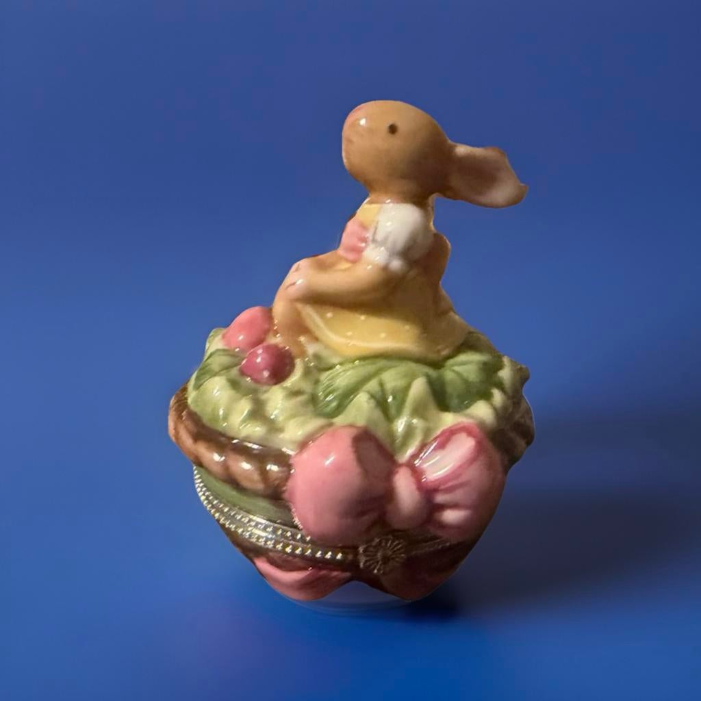 Villeroy & Boch Spring Decoration Dekseldoosje+MeisjesBunny, Diversen, Ophalen of Verzenden, Nieuw