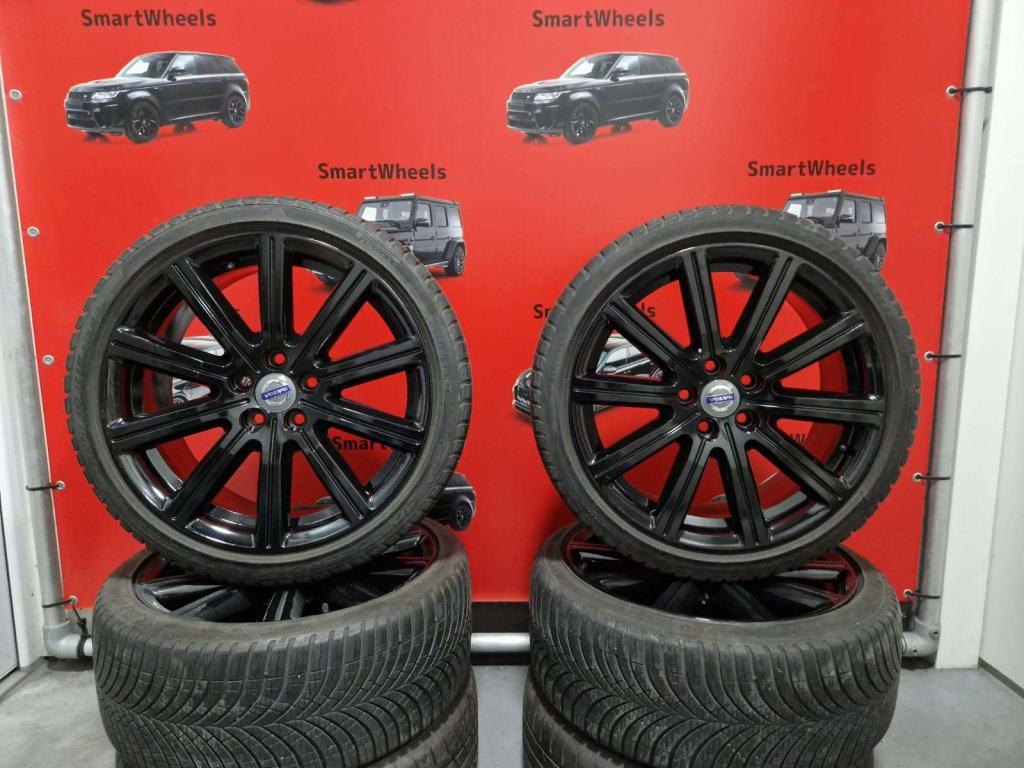 18 inch ORIGINEEL VOLVO R-DESGIN V40 S40 V60 S60 VELGEN, Auto-onderdelen, Banden en Velgen, Niet ingevuld, 18 inch, Banden en Velgen