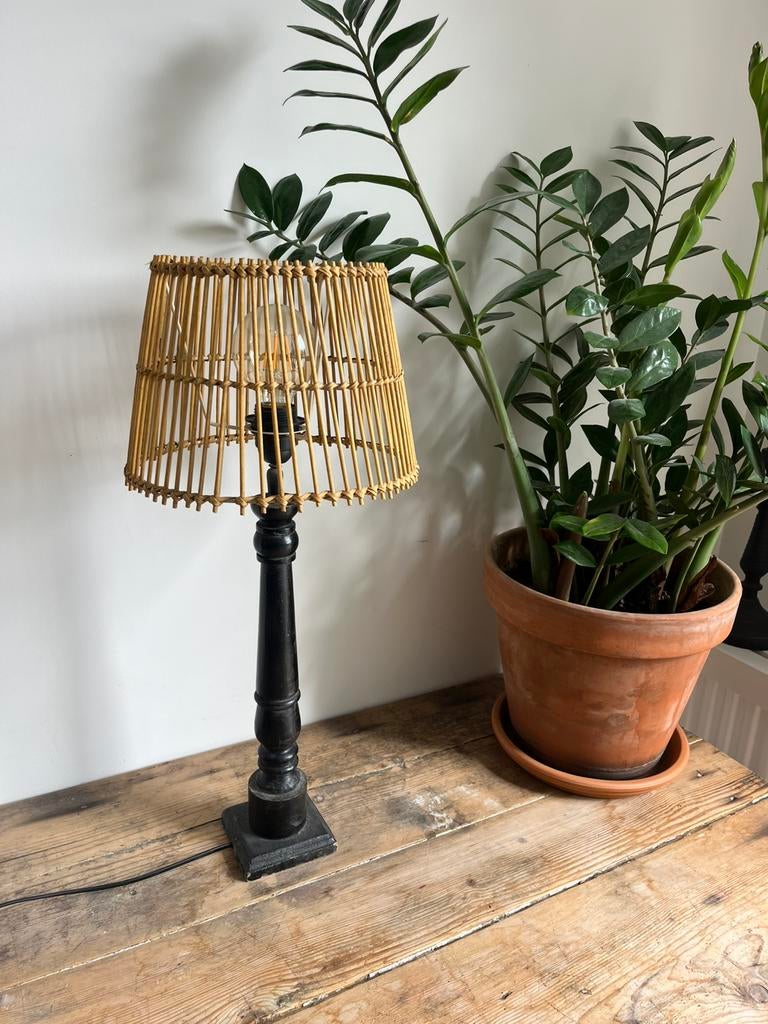 Lampenvoet met kap, Ophalen, Zo goed als nieuw, 50 tot 75 cm