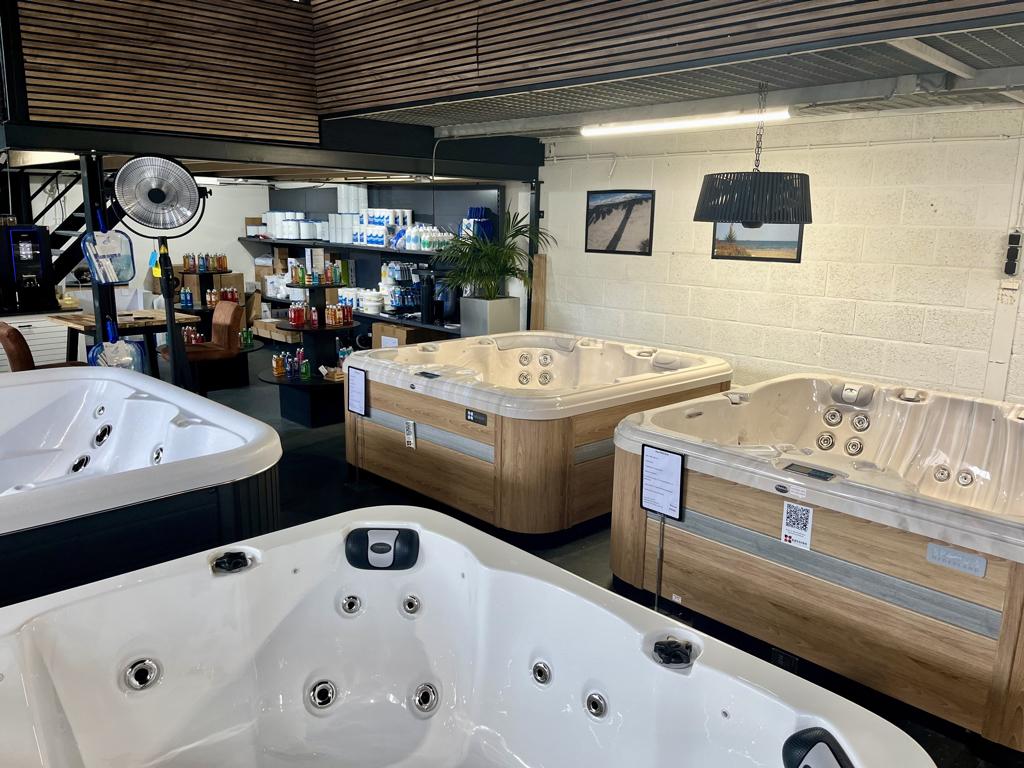 Jacuzzi showroom Barneveld ll Tweede Paasdag open, Ophalen of Verzenden, Nieuw