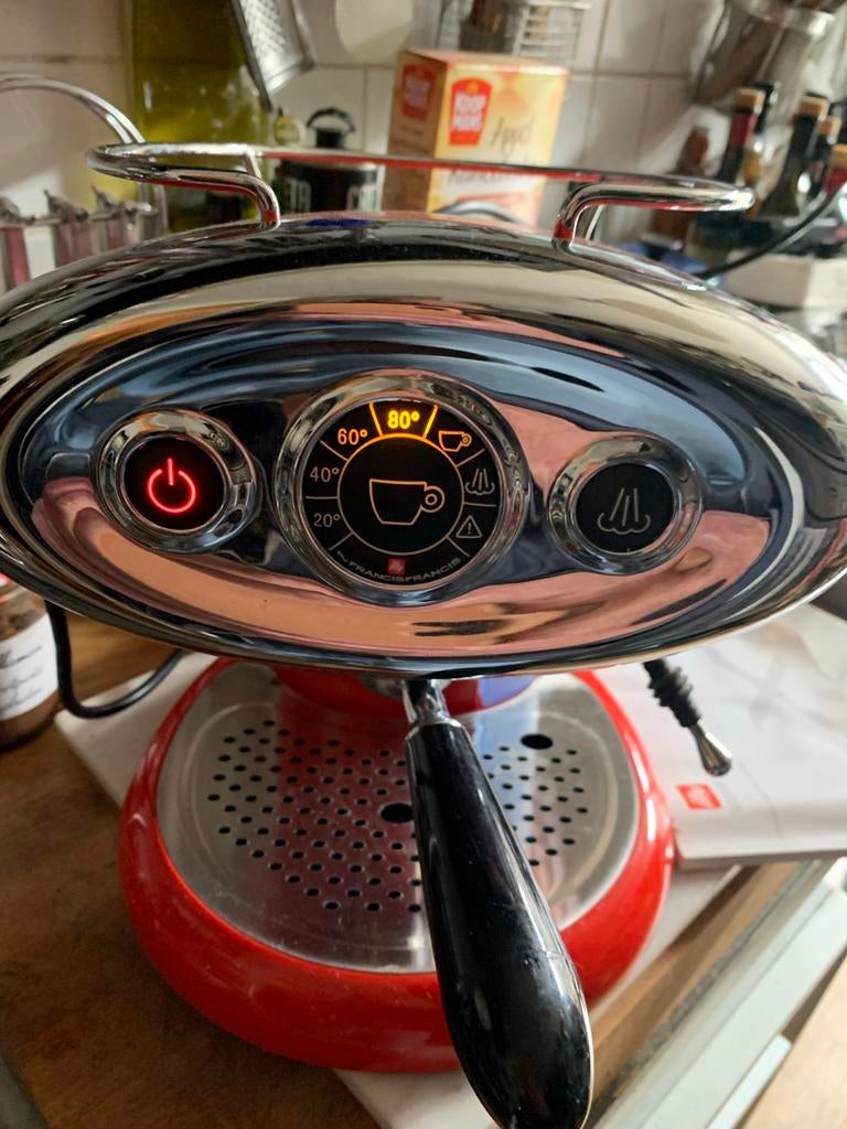 Illy FrancisFrancis! X1 iperEspresso machine - Rood, Witgoed en Apparatuur, Stoompijpje, Koffiepads en cups, Gebruikt, Espresso apparaat