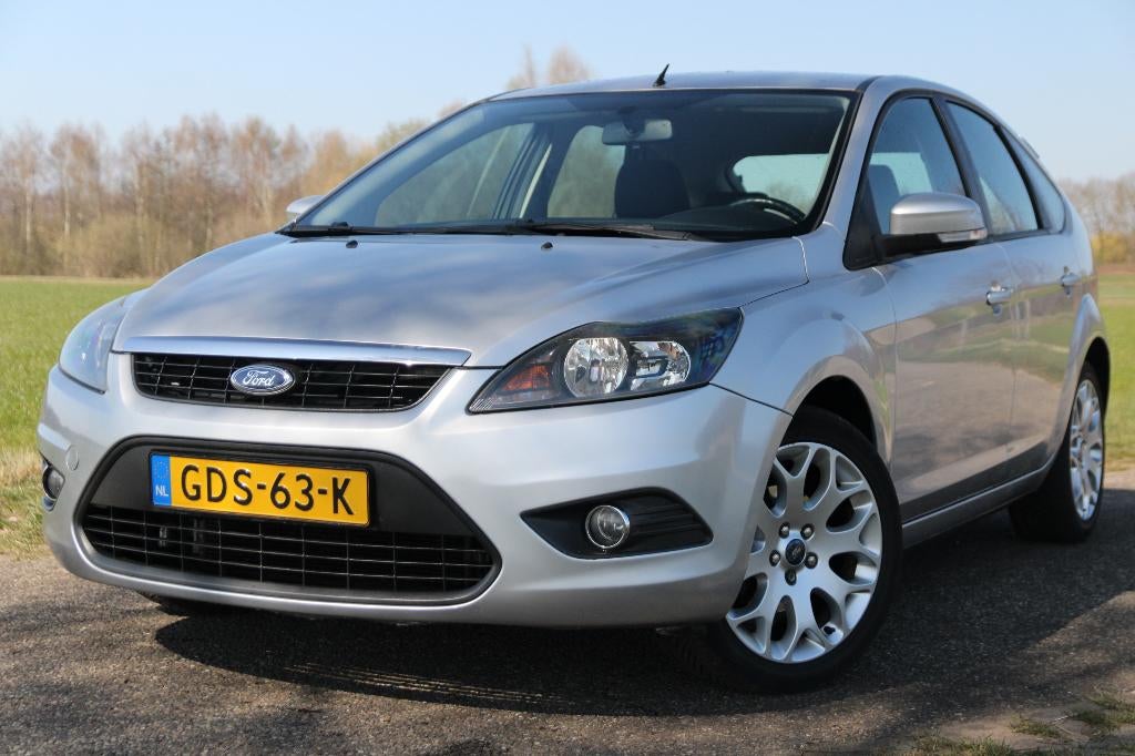 Ford Focus 1.6 5 Deurs,2009,Grijs,Airco,Nieuwe APK, 1596 cc, Zwart, 4 cilinders, 100 pk