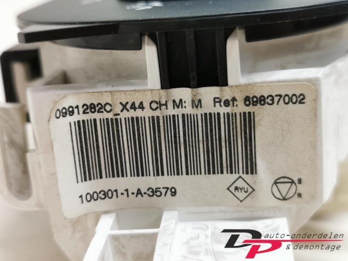 Kachel Bedieningspaneel van een Renault Twingo, Gebruikt, -, Renault, -