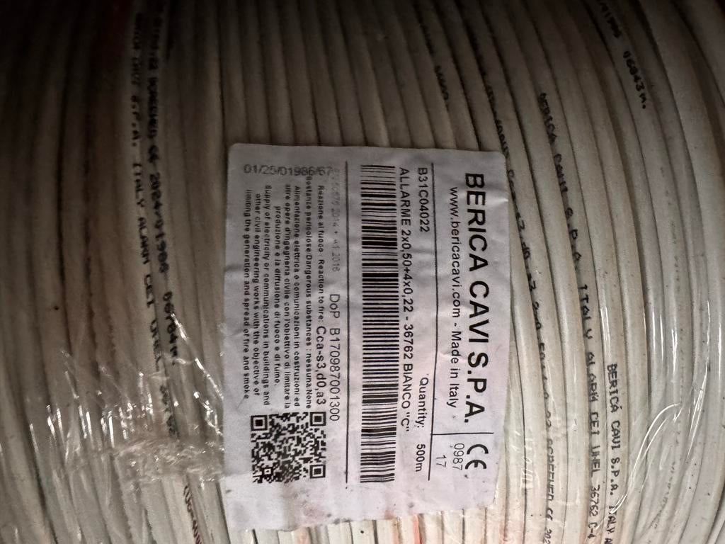 Signaalkabel en UTP kabel - 2x 500 meter op haspel, Ophalen, Nieuw