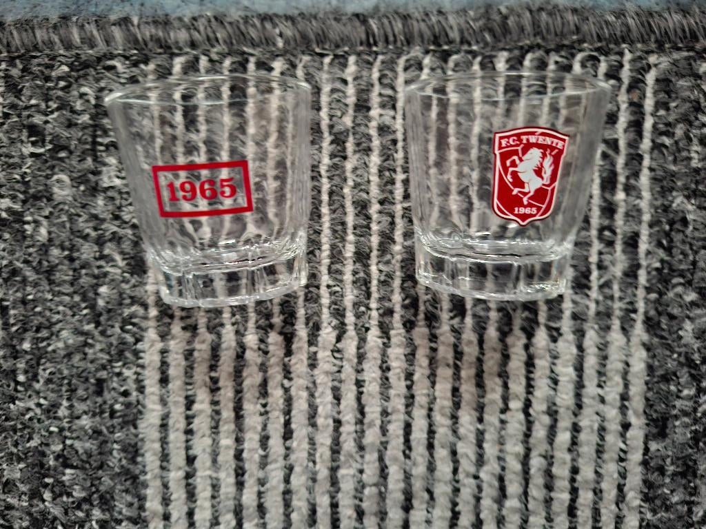 FC Twente shot glaasjes 2 stuks ( Nieuw ), Verzenden, Nieuw, F.C. Twente, Overige typen