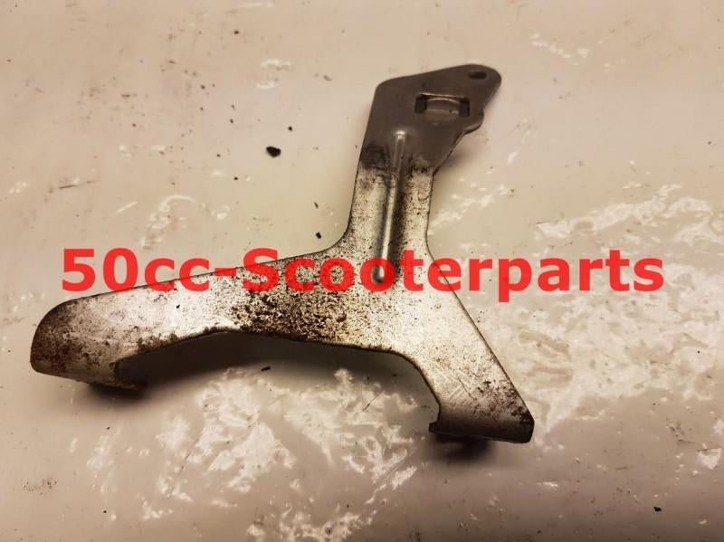 Beugeltje bracket Peugeot Vivacity 2t 1999 741879 gebruikt, Ophalen of Verzenden, -, -, -