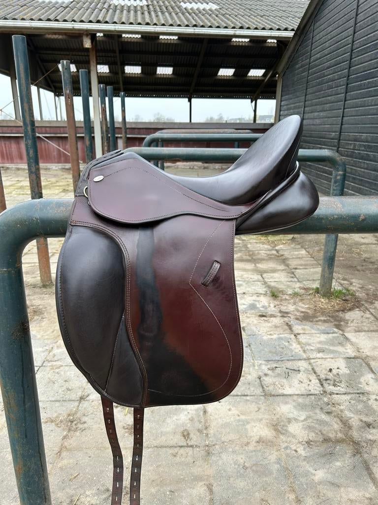 Bruin kentaur zadel elektra 17,5 inch, Dieren en Toebehoren, Ophalen, Gebruikt, Dressuur