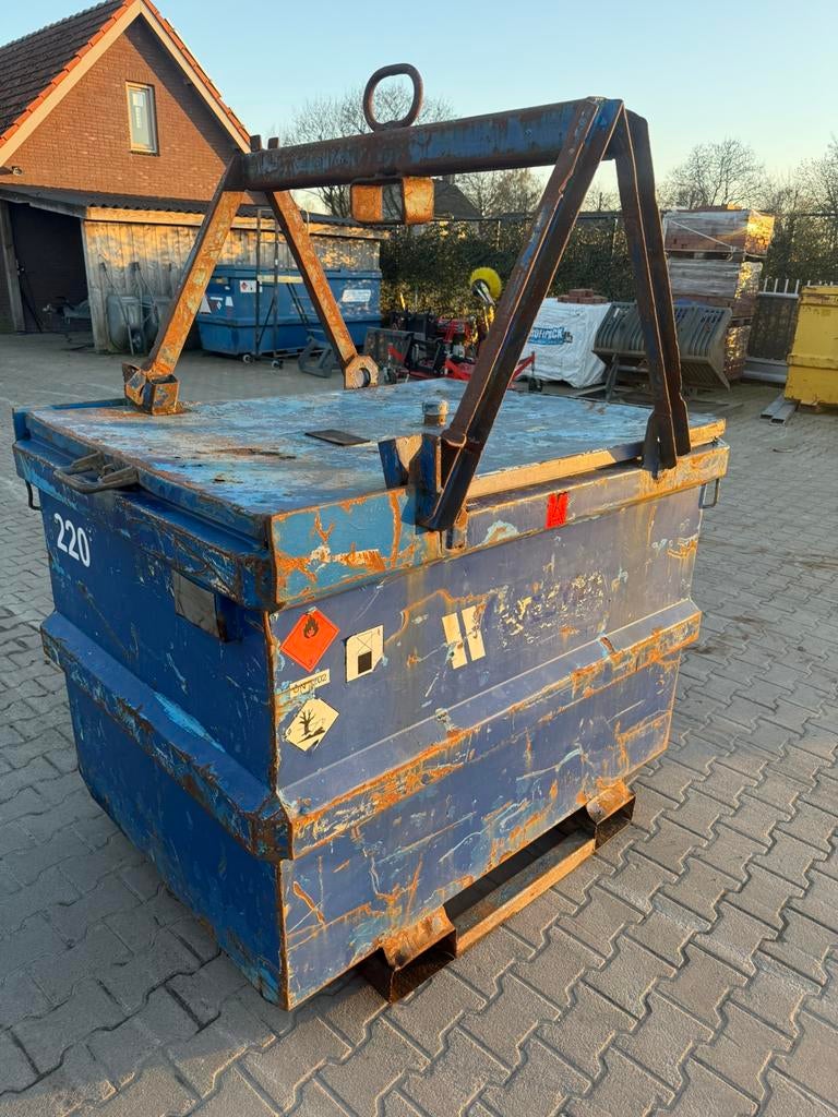 Dieseltank 995 liter, Ophalen, Zo goed als nieuw