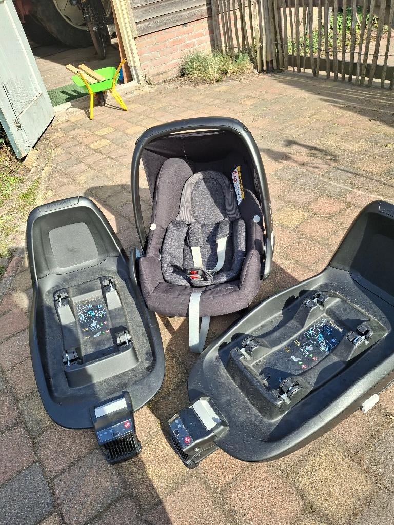 Maxi cosi en 2 base, Ophalen, Gebruikt, Isofix, 0 t/m 13 kg