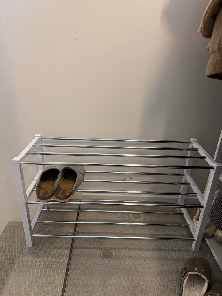 Schoenenrek wit met metalen stangen, Huis en Inrichting, Ophalen, Gebruikt