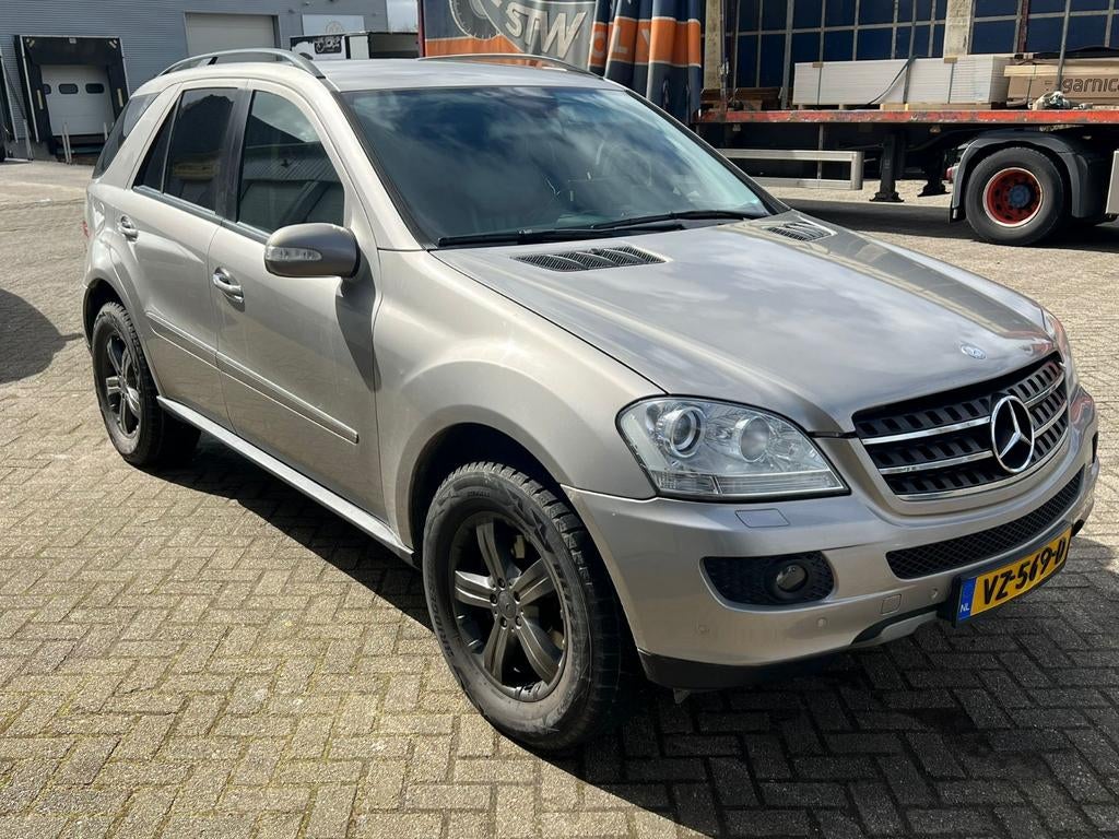 ML320 CDI 2005 GRIJS KENTEKEN 2E EIGENAAR, Bedrijf, Te koop