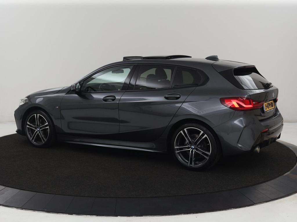 BMW 1-serie 118i M Sport | Panoramadak | Stoelverwarming | H, Stof, Gebruikt, Origineel Nederlands, Bedrijf