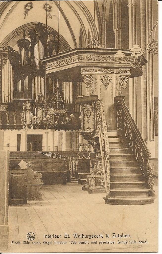 Interieur St Walburgskerk te Zutphen., Ophalen of Verzenden, 1920 tot 1940, Gelopen, Gelderland