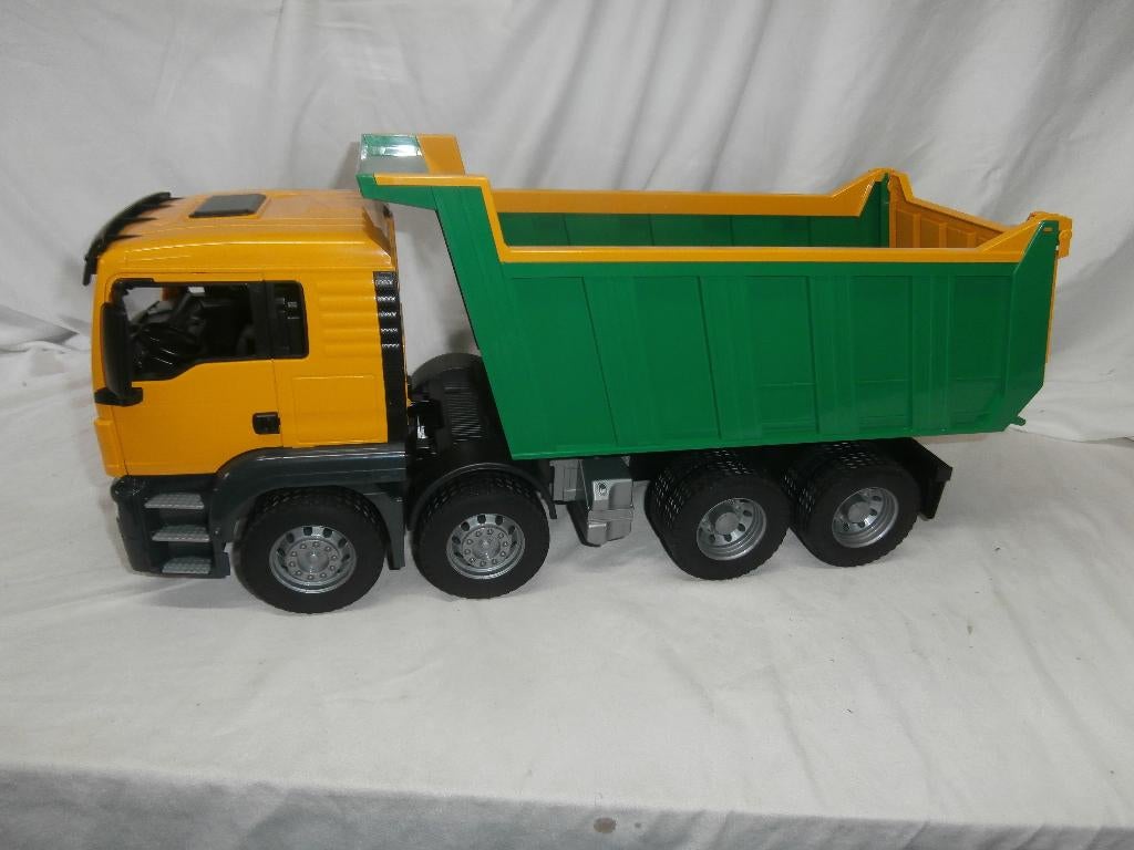 Bruder nieuw model MAN kieper, Ophalen, Nieuw