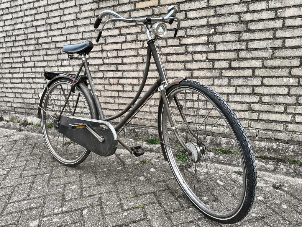 Oude degelijke Gazelle damesfiets voor weinig geld!, Ophalen, Gebruikt, Versnellingen, 56 cm of meer