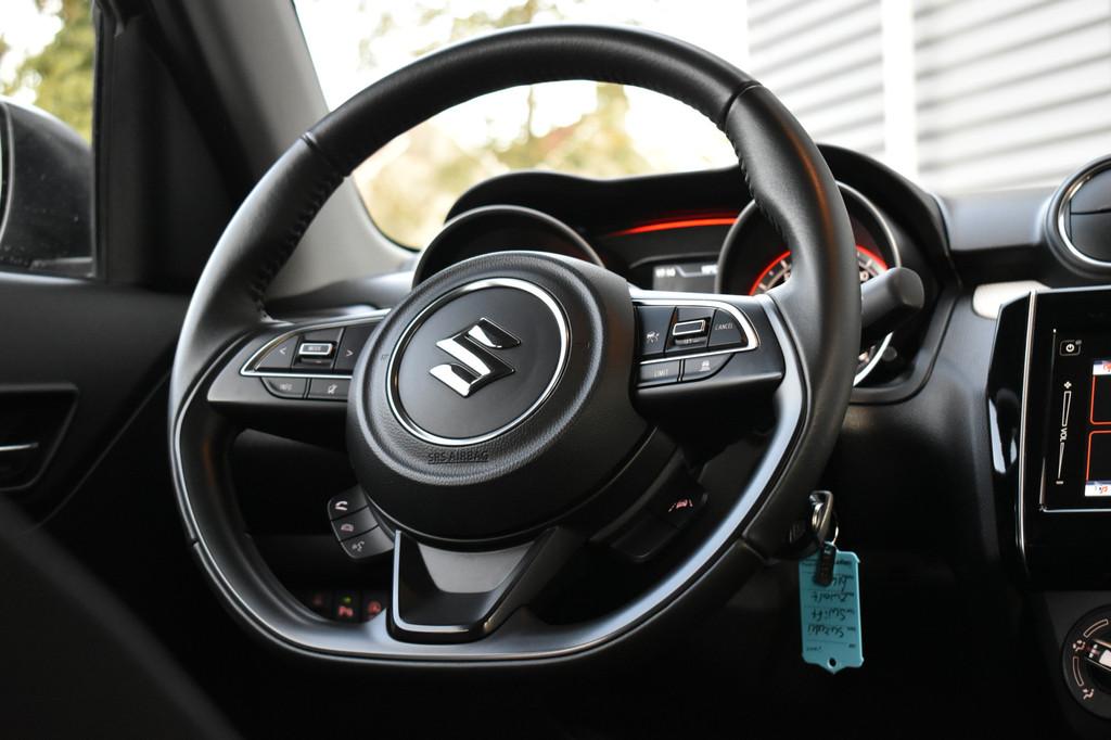 Suzuki Swift 1.2 Select Smart Hybrid Automaat 83pk | Achteru, Stof, Gebruikt, Zwart, 4 cilinders