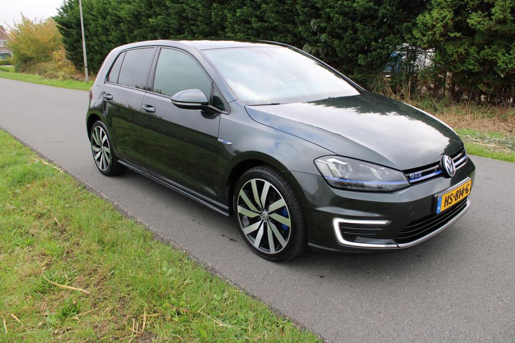 Volkswagen Golf 1.4 TSI GTE 5 Drs met Panoramadak, 8 kWh, Gebruikt, Euro 6, 4 cilinders