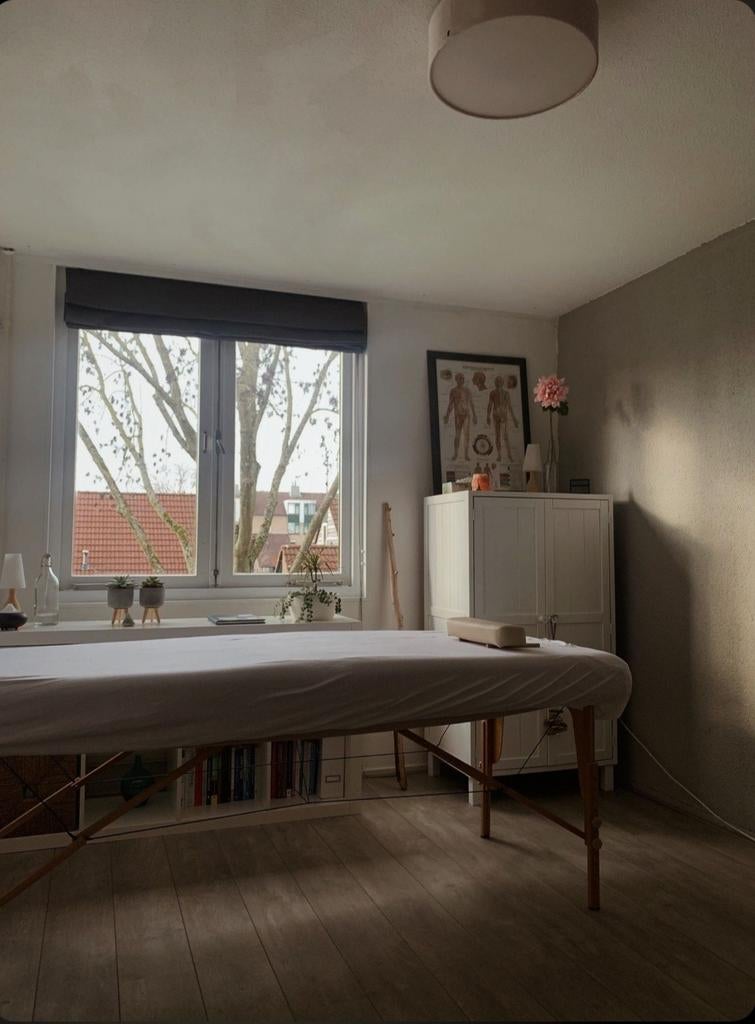 Massagetafel 70 x198 cm. Met hoofdsteun 220 cm., Ophalen