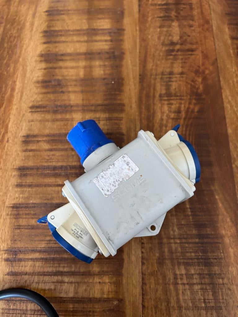 CEE stroomverdeler, Caravans en Kamperen, Ophalen of Verzenden, Gebruikt