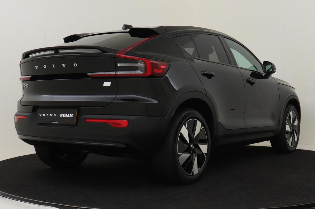 Volvo EC40 SINGLE MOTOR PLUS 69 kWh -PANO.DAK|WARMTEPOMP|PRI, Auto's, Volvo, Automaat, Zwart, Origineel Nederlands, SUV of Terreinwagen