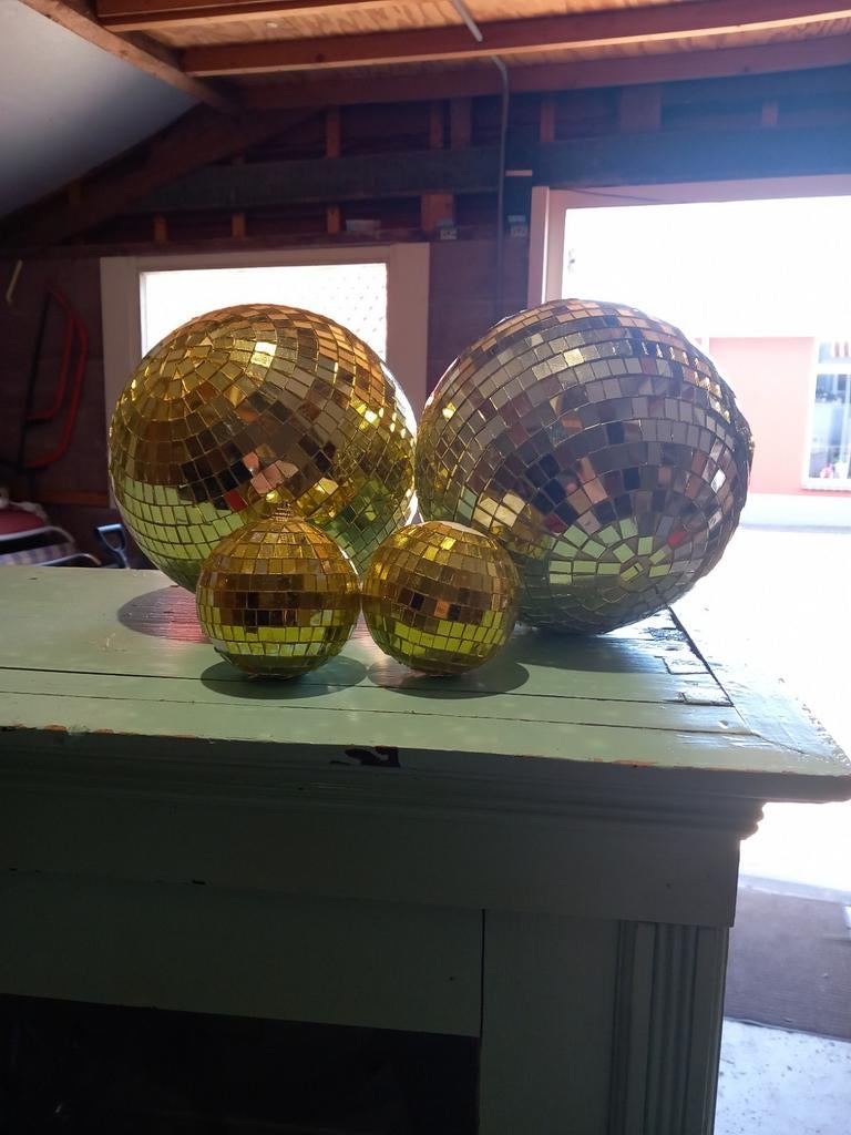 Discoballen., Ophalen