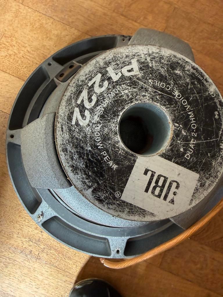 2x JBL P1222 Subwoofer 1600 w, Ophalen, Gebruikt, 120 watt of meer, Subwoofer