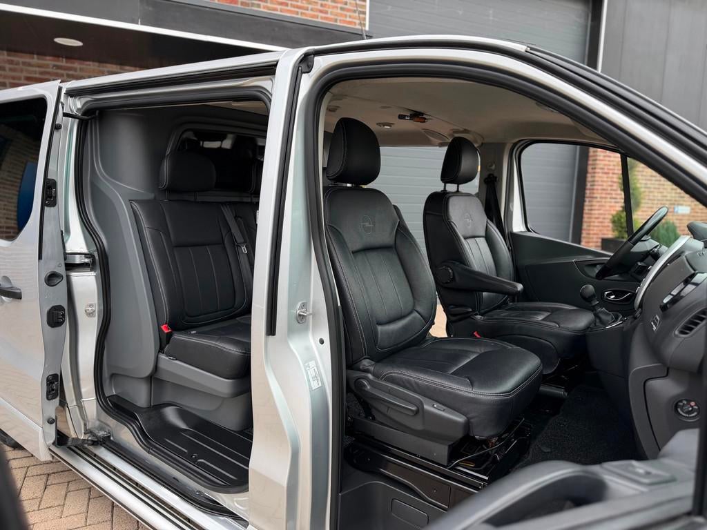 Opel Vivaro 1.6 CDTI L2H1 DC Sport EcoFlex Dubbele Cabine Du, Auto's, Bestelauto's, Voorwielaandrijving, Gebruikt, Lichtsensor