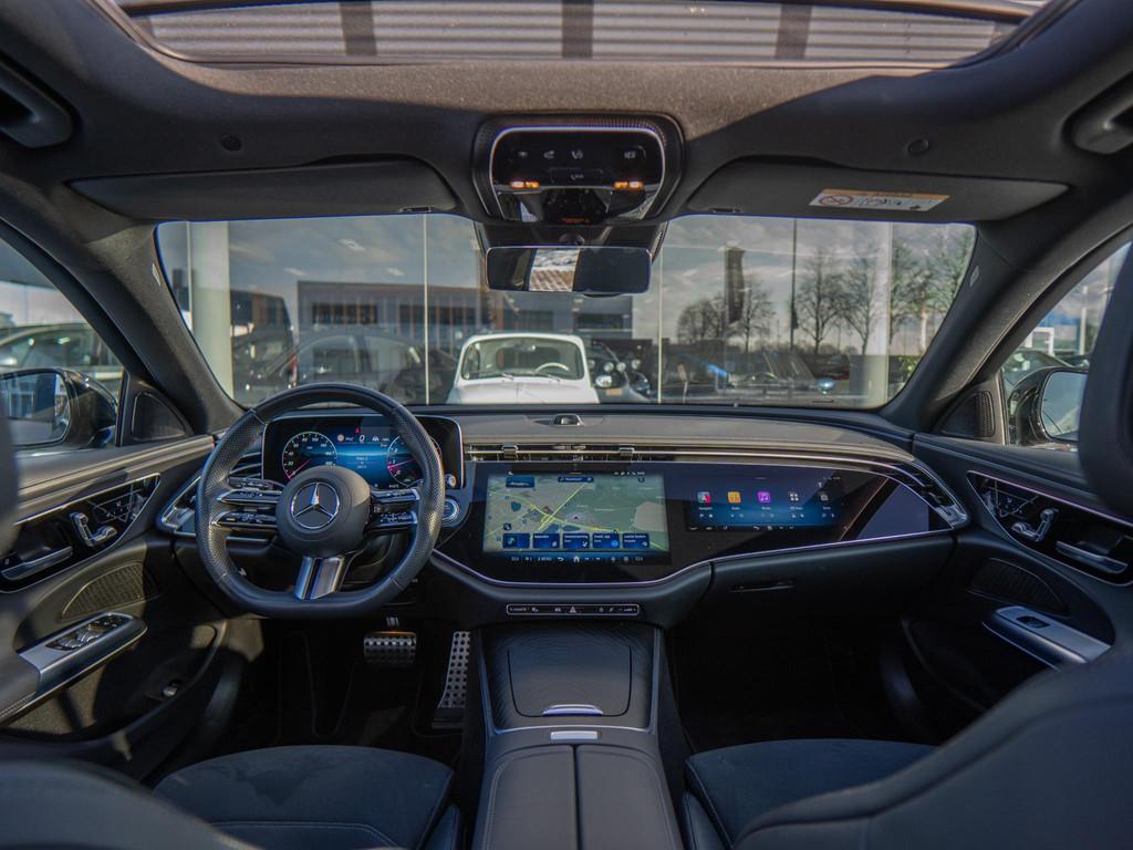 Mercedes-Benz E-klasse 200 AMG Line | Pano | Elc trekhaak |, Automaat, Achterwielaandrijving, 4 cilinders, Bruin