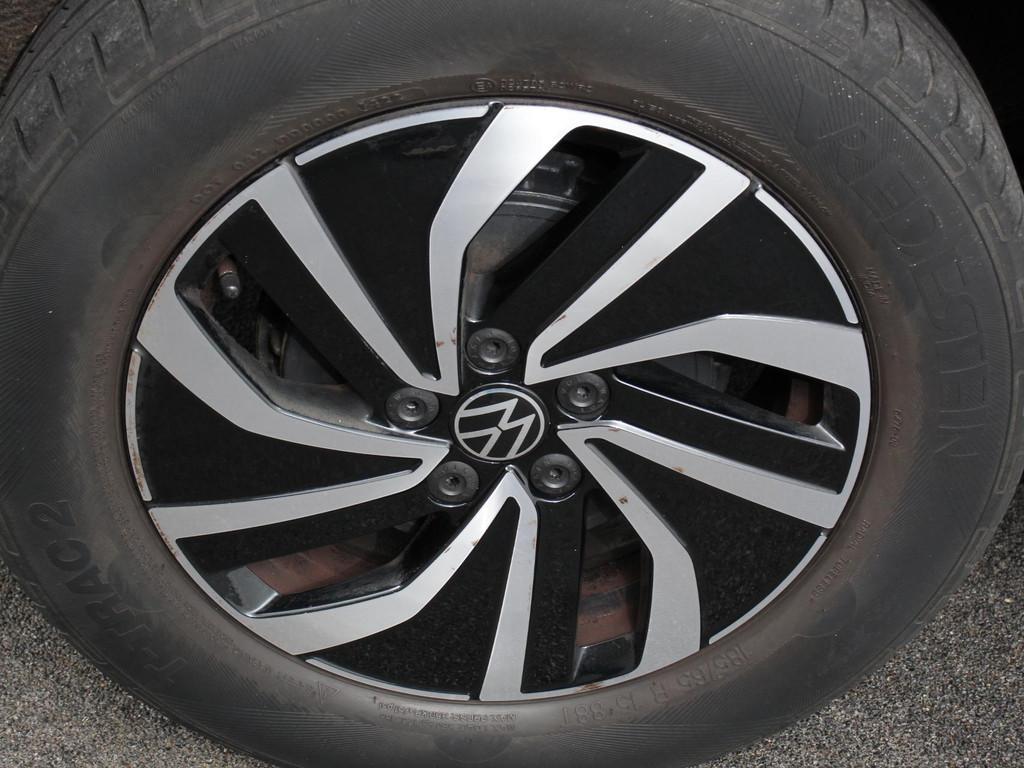 Volkswagen Polo 1.0 TSI Life | Navigatie | Digitale Cockpit, Voorwielaandrijving, Stof, Gebruikt, 1072 kg