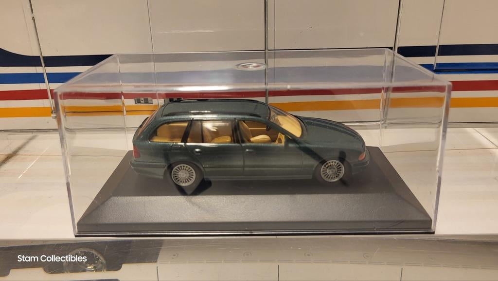 Schuco BMW E39 5-Serie Touring Green Metallic, Auto, Ophalen of Verzenden, Zo goed als nieuw, Schuco