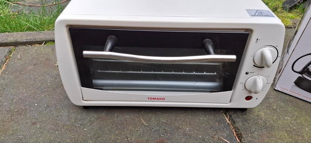 Mini oven Tomado - Gebruikt, maar werkt nog perfect!, Ophalen, Minder dan 45 cm, Gebruikt, Minder dan 45 cm