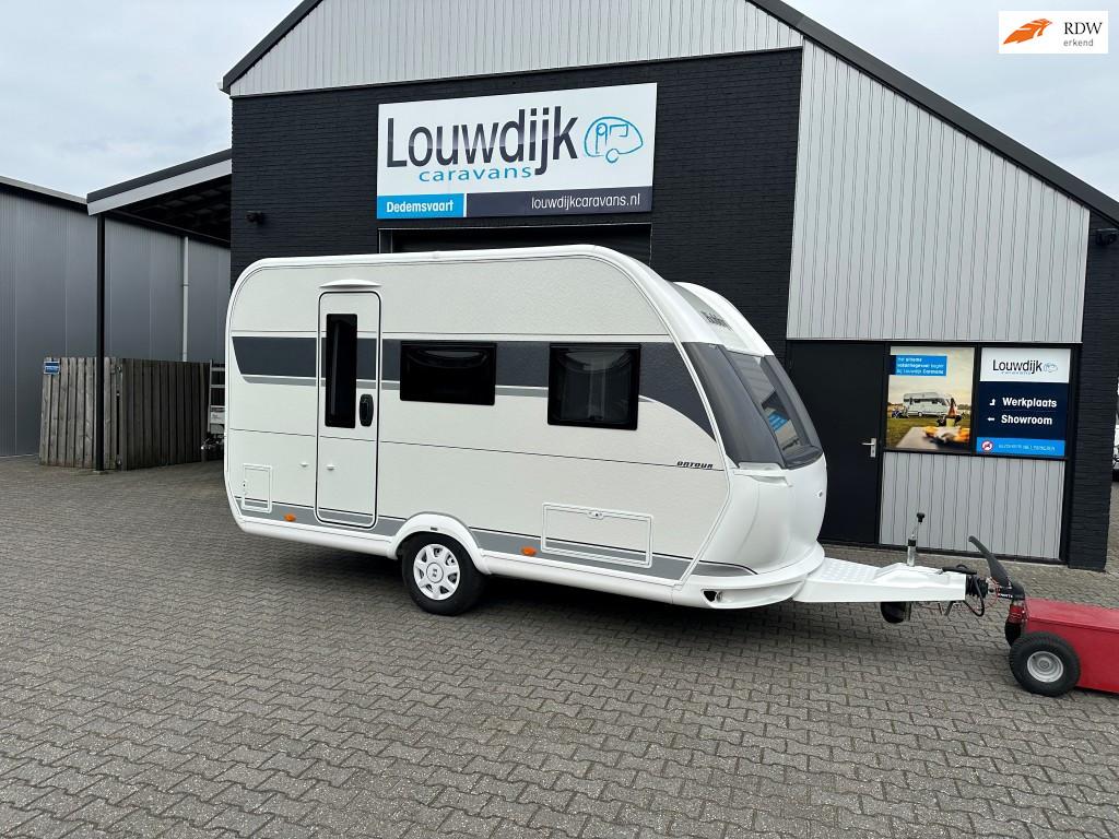 HOBBY On Tour 390 SF ’26 (Vastbed, Treinzit), Vast bed, Hobby, Bedrijf, 5 tot 6 meter