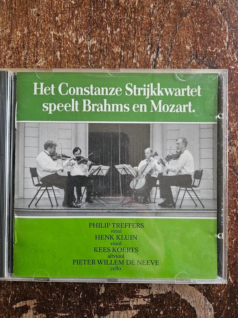 Het Constanze Strijkkwartet speelt Brahms en Mozart CD, Ophalen of Verzenden, Classicisme, Zo goed als nieuw, Kamermuziek