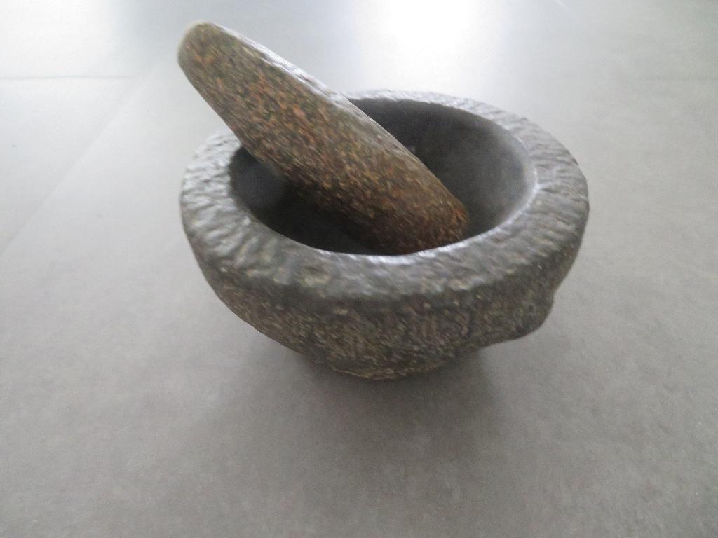 vijzel, Huis en Inrichting, Ophalen, Gebruikt, Steen/keramiek, Grijs